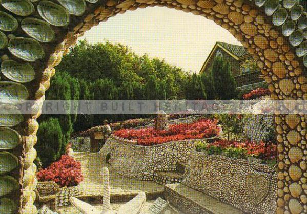 Shell Gardens Mont Les Vaux