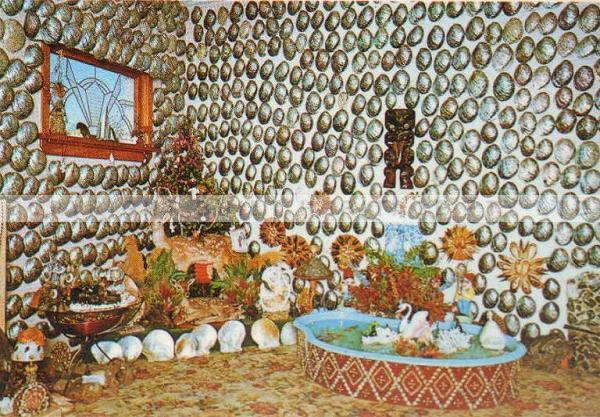 Paua Shell House Bluff New Zealand